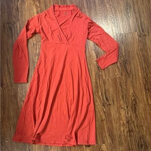 Orange Patagonia Women’s Dress Size Medium Stretchy V-neck, Long Sleeve